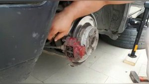 КАК ПОДТЯНУТЬ РУЧНОЙ ТОРМОЗ МЕРСЕДЕС