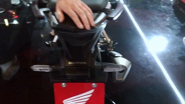 2020 Honda CB 500X - Walkaround - External Details