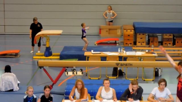 8.06.2013 Соревнования Спортивная гимнастика Прыжок смотреть онлайн