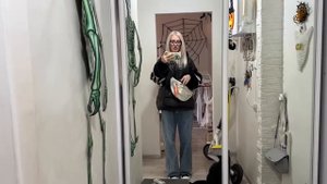 Мы её нашли. Кира ХОЧЕТ подарок . Какой подарок? Собаки это сложно.
