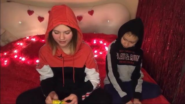 КИСЛАЯ ЕДА ЧЕЛЕНДЖ С БРАТОМ🤩 смотреть онлайн