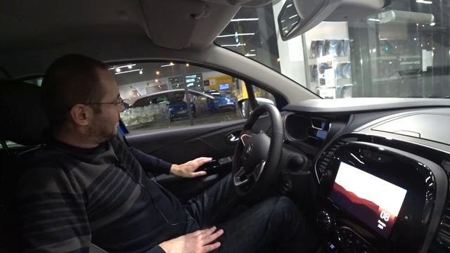 Новый Renault Kaptur В салоне. Цена 2021 смотреть онлайн