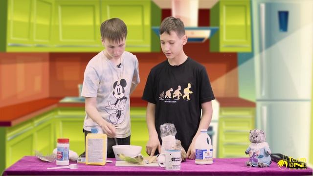 КАК ПРИГОТОВИТЬ КЕКС В КРУЖКЕ ЗА 5 минут в микроволновке?? СМОТРИ ВИДЕО #кухня #кекс #съемкисочи смотреть онлайн