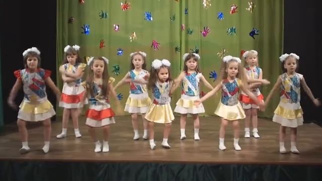 778 Вокальный ансамбль Конфетти г Самара Робот Бронислав смотреть онлайн