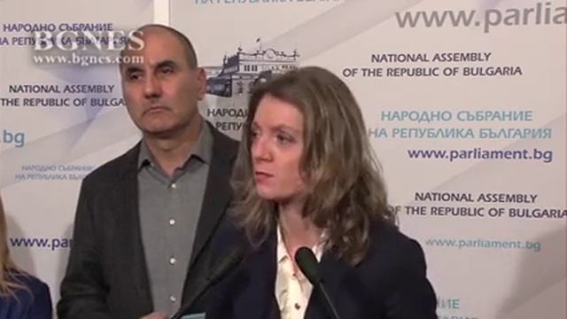 Край със семейните помощи, ако децата не ходят на училище