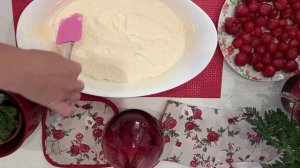 Нежный творожный пудинг с клубникой, без муки и сахара. Идеален для завтрака и начала дня! ПП рецеп