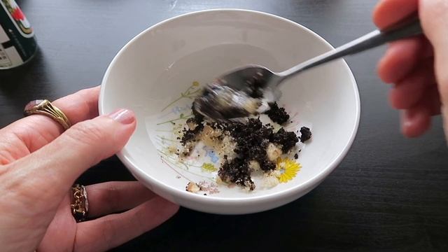 ОМОЛАЖИВАЮЩИЙ СКРАБ С КОФЕ! КОЖА БУДЕТ КАК у ДЕВОЧКИ! /маска от морщин смотреть онлайн