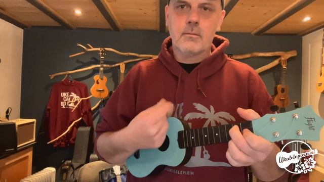 Flight ultra travel ukelele смотреть онлайн