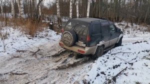 Пробиваемся на Березовую Курью по первому снегу. Легкий Offroad.