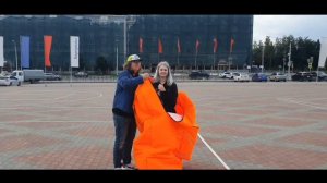 Огромный школьный рюкзак 🎒 к 1 сентября. Реакция прохожих на улице в городе Березники.