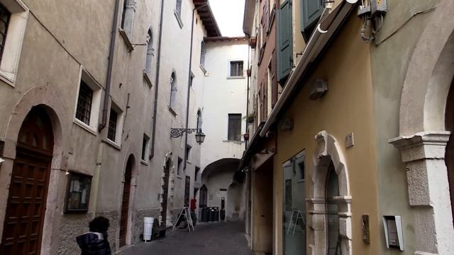 Италия: озеро Гарда, Мальчезине смотреть онлайн