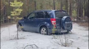 Бор. Нива и Suzuki Grand Vitara JT/ Сузуки Гранд Витара.