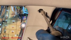 Снимаю накладку цент. стойки в салоне KIA Sportage 2017 год