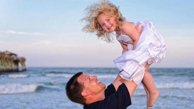 Я плакал, смотри САМ, папа поёт про ДОЧКУ, ТОП - 1 песня