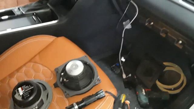 Новая Хендай Соната Шумоизоляция дверей под автозвук и замена штатной акустики в Спб Авто Ателье Ав смотреть онлайн