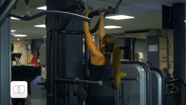 Многофункциональный тренажер Technogym Kneeling Easy Chin DIP MB910N0 смотреть онлайн