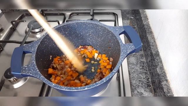 КРЕМ - СУП ИЗ ЧЕЧЕВИЦЫ(линтел суп). АРАБСКИЙ РЕЦЕПТ. ВСЕГО ЗА 15 мин.