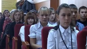 20 лет Конституции РФ. Этому событию приурочили вручение первых паспортов юным гражданам страны.