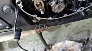 Suzuki gs 500 e Clutch replacement