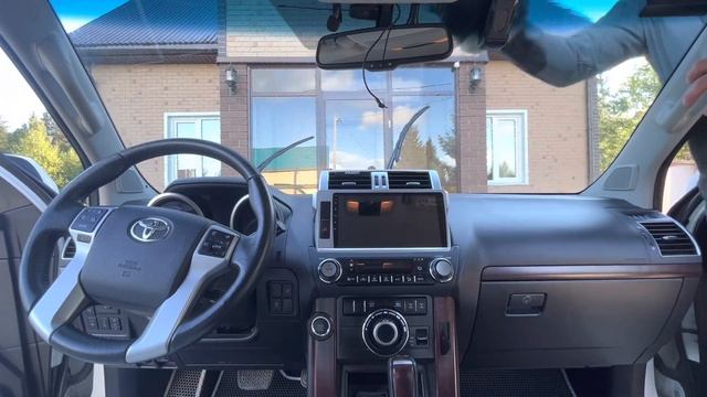 Замена резинок щёток стеклоочистителя на Тойота Прадо 150 смотреть онлайн