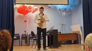 4. Э. Фирс - "Лето в Сиднее"Исп. Ачкинадзе Артур 7 класс, саксофон Преп. Гаврилин Д.А.