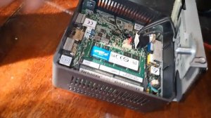 мини ПК Intel NUC 7i7BNH