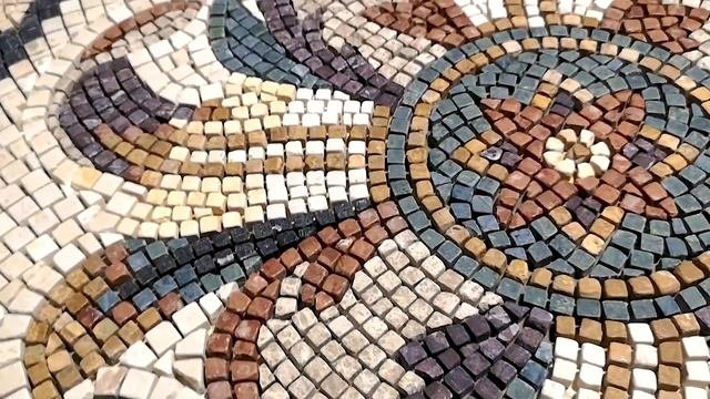Римская мозаика из мрамора