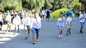 Танцевальный флешмоб  на празднике "Круг друзей"