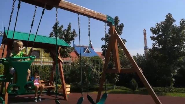 ВЛОГ. ДЕМИД в ДОМИКЕ с КАЧЕЛЯМИ и ГОРКОЙ! смотреть онлайн