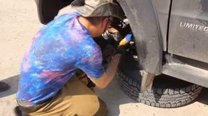 У УАЗа оторвался амортизатор