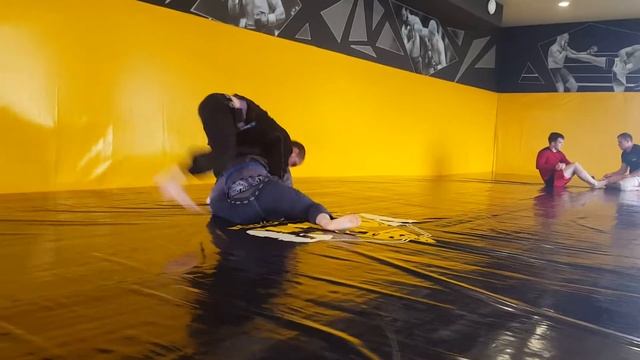 Санин Иван - Кучмистый Владимир, 03.06.18 смотреть онлайн