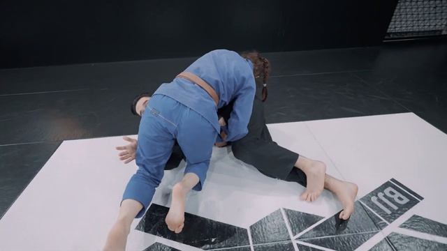 Базовый выход из сайд контроля когда соперник делает кимуру смотреть онлайн