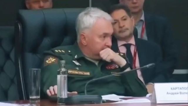 Михаил ковальчук выступление перед военными на круглом столе