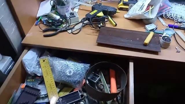 Подсветка выдвижных ящиков и рабочий зоны стола смотреть онлайн