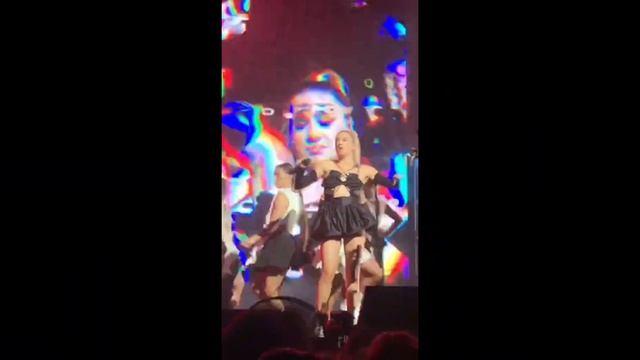 влог с концерта,дня рождения Кати Адушкиной 20 лет!!!???#катяадушкина смотреть онлайн