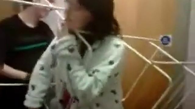 Умудрилась же Stuck смотреть онлайн