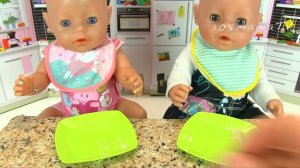 Почему Миша Опрокинул Чашку? Беби Бон Кушают Вафли Мультики Как Мама Играет в Куклы 108мама тв