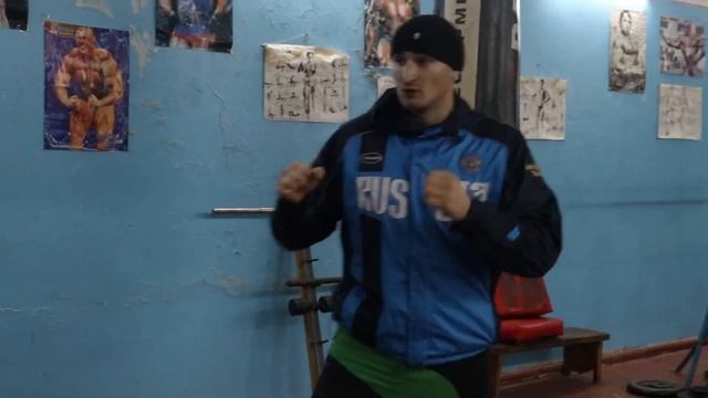 УДАР НОГОЙ С РАЗВОРОТА / КАК НАУЧИТСЯ БИТЬ ВЕРТУШКУ / УШИРА / MMA смотреть онлайн