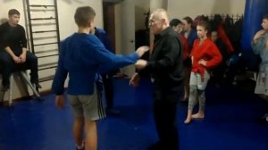 Техника бросков самбо Задняя подножка захватом за рукава