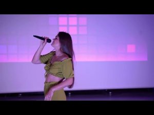 Special guest Julia Milows - dance (Jennifer Lopez cover) at a concert of a Stretching studio LIVE