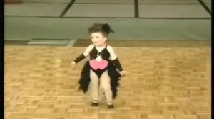 Дети таланты. 2 летняя танцовщица. Dance Solo Pageant Brooklyn Funk .