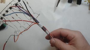 Индикатор уровня жидкости на транзисторах