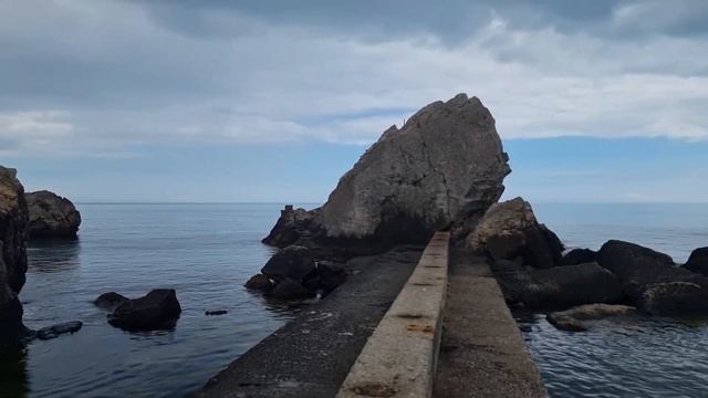 Пляж Нарышкинские камни 2023. Крым. Симеиз. #крым #отдых #отпуск #море #счастье #2023 #симеиз #дива смотреть онлайн