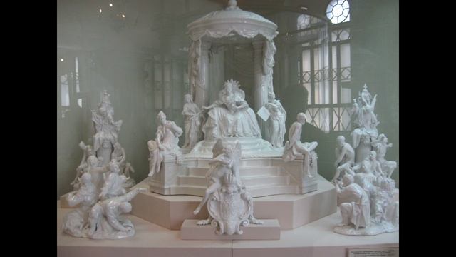 Представьте, что вы в музее.