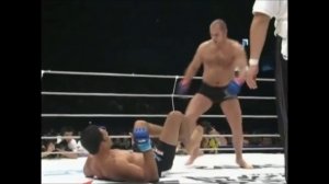 Fedor Emelianenko vs Antonio Rodrigo Nogueira (Partie 1) - PRIDE Shockwave 2004 - 31 décembre 2004