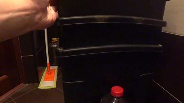 Компостер Worm Cafe спустя 2 года. Гумус и Гумат. смотреть онлайн