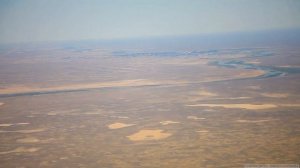 Полёт на Як-42 в БАЙКОНУР. Вид на Аральское море, р. Сырдарья