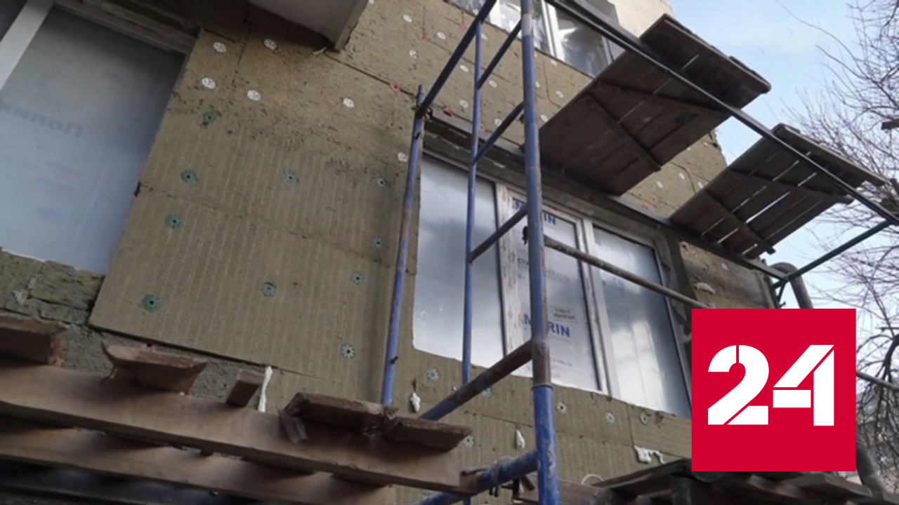 В Белгороде уже вовсю идет работа по восстановлению поврежденных домов - Россия 24