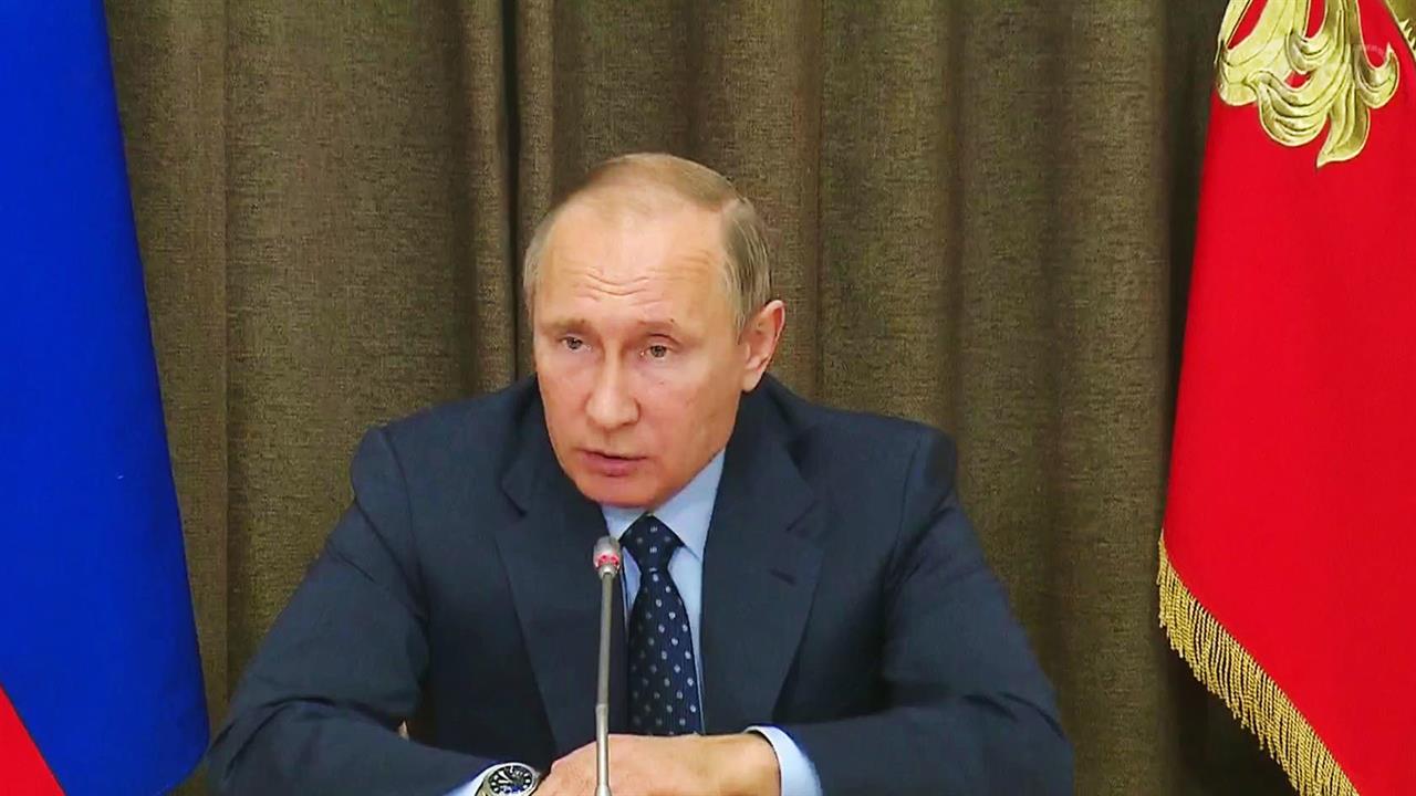 Владимир Путин: Полученный в Сирии опыт должен исп...е войск и учитываться при разработке вооружения