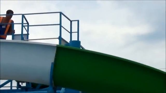 Аквапарк Волжский 21 век. Путешествие по волжскому аквапарку. СУПЕР КЛАССНО! смотреть онлайн